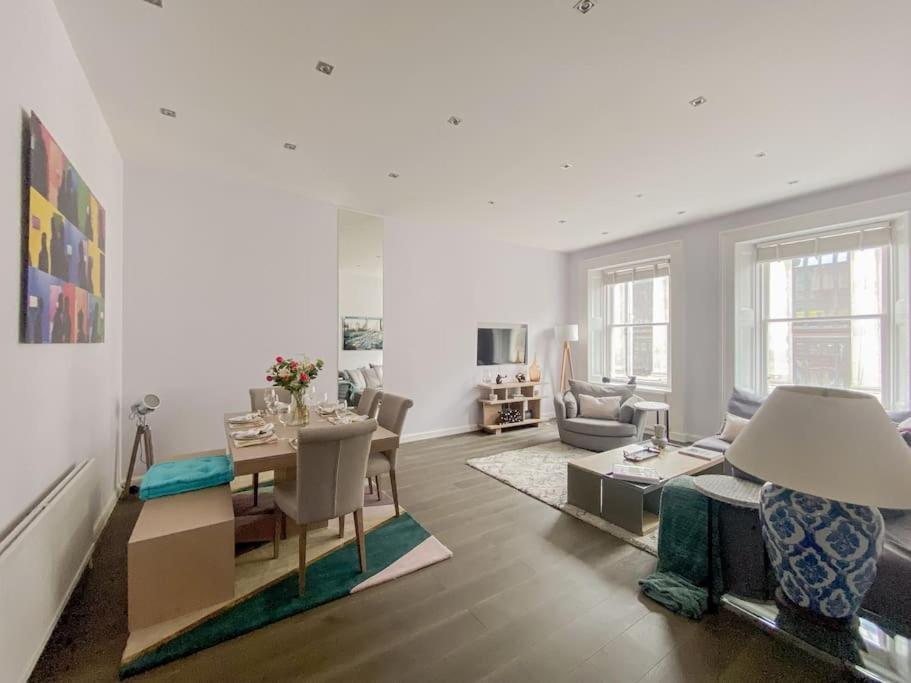 Exceptional In The Desirable Street * Londra